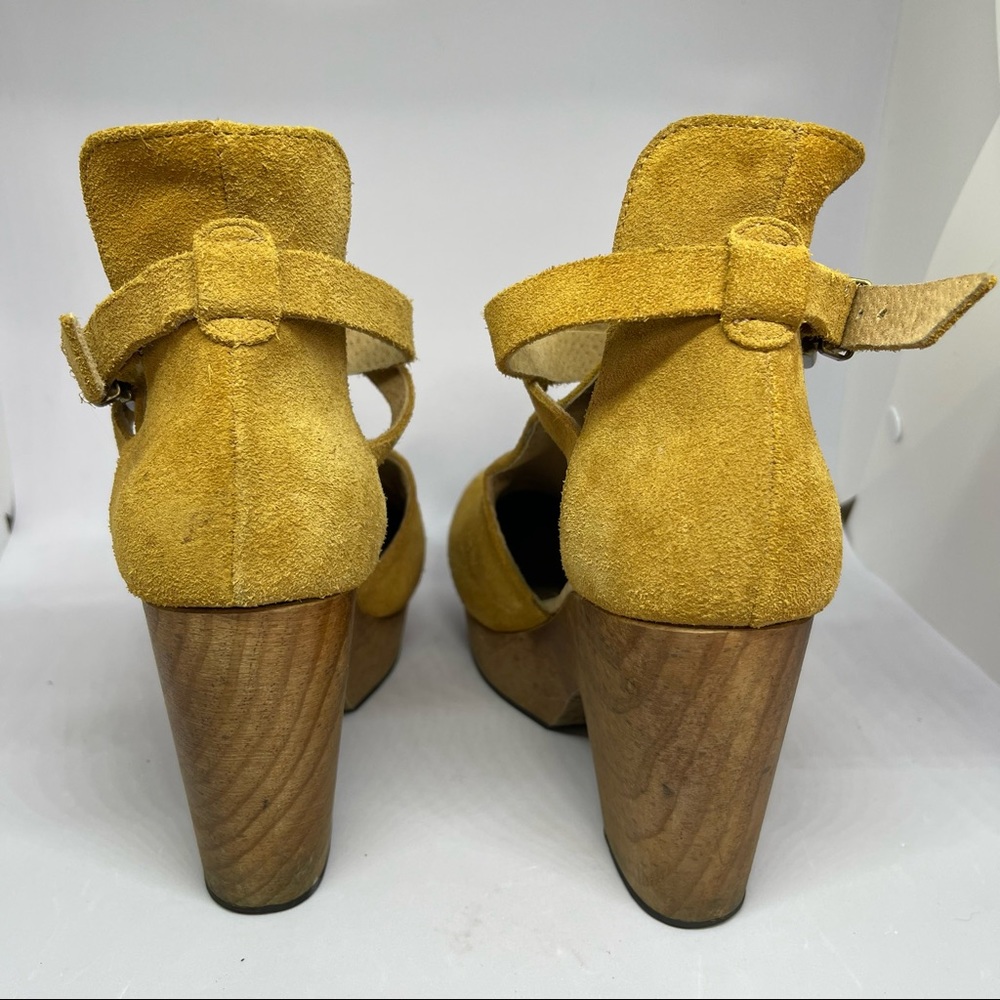 Free People Womens Yellow Taupe Suede Cedar Clog Shoes Size US 7/ 37 - Picture 11 of 15